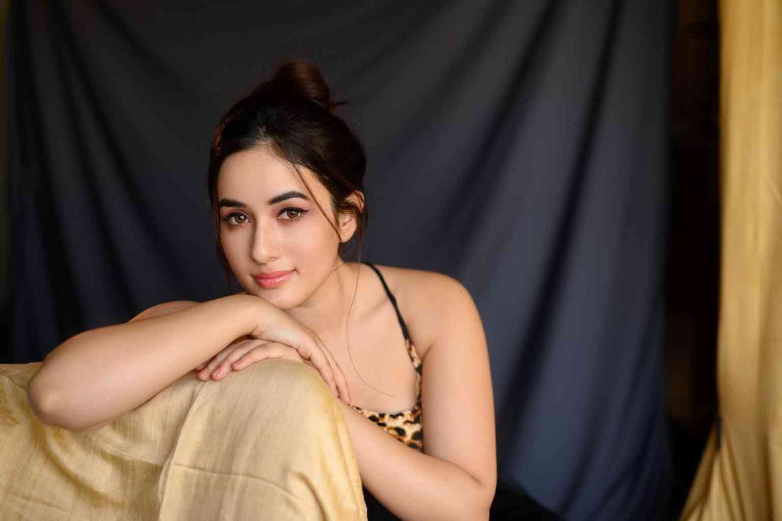 Aditi Budhathoki – Biography, Age, Height, Family, Net Worth, Career